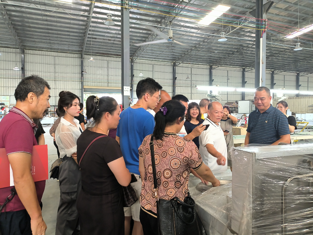 3C认证商用厨具设备源头厂家，武汉市商用厨具代理商必备的火力解决方案