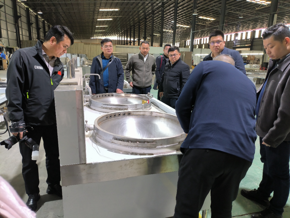 还在为资质不全发愁？国家3C认证商用厨房工程设备源头厂家助长沙市商用厨具代理商无忧经营！