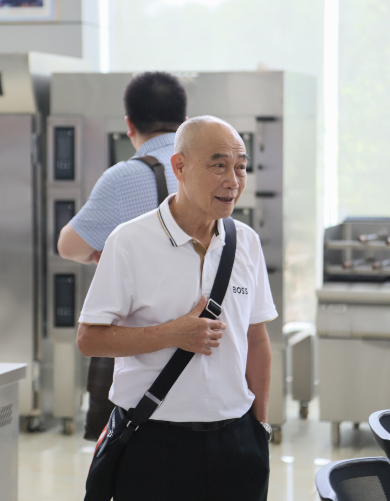 还在为3c标准发愁？临沂商用厨具制造商必看商用炊具设备源头工厂！
