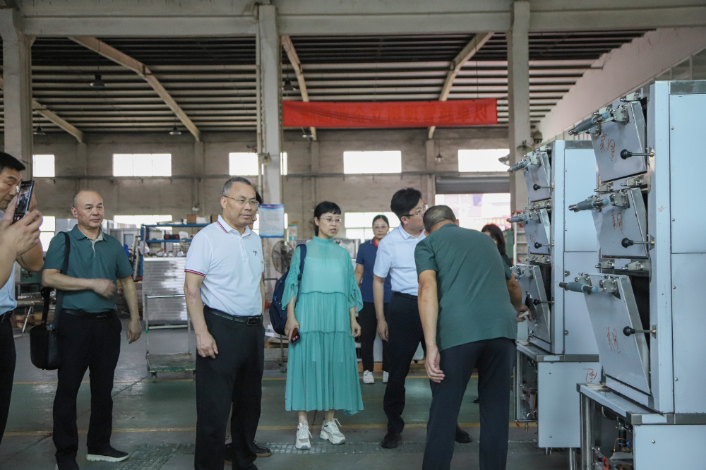 广州市商用厨具经销商必读：ccc标准商用厨具源头厂家如何破解定制困局