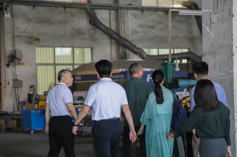 无锡市商用厨具经销商注意！最新3c标准商用厨房工程设备源头工厂就在这！