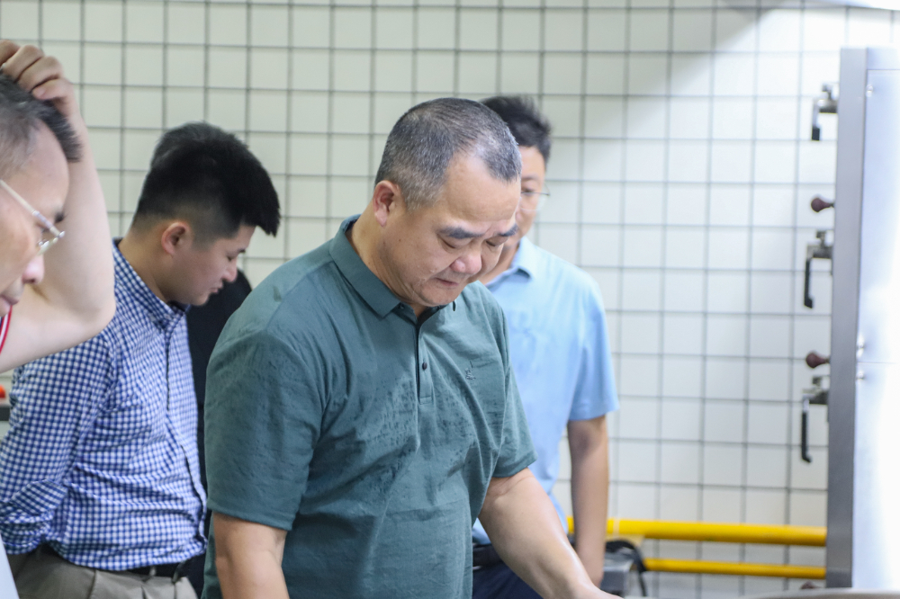 嘉兴市商用厨房工程商必看：最新3C标准商用炉灶源头厂家节能解决方案