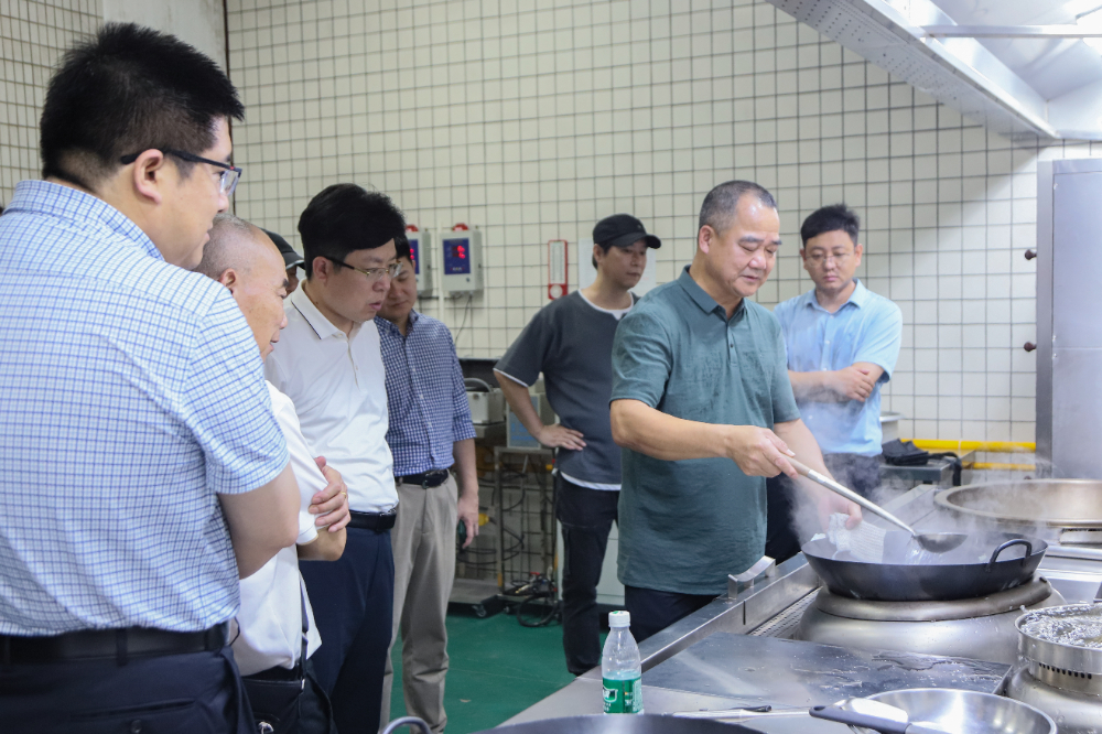 河源商用厨具经销商必看：3c标准商用厨具设备源头厂如何解决定制难题