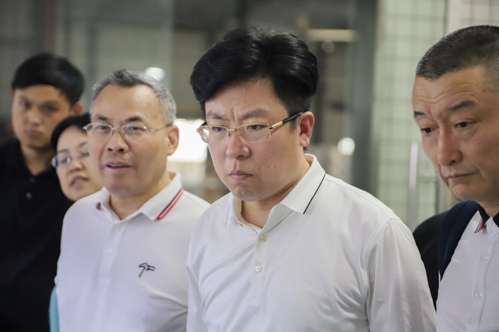 嘿，泉州商用厨具制造商！国家3c认证商用厨具设备源头工厂来救场啦！