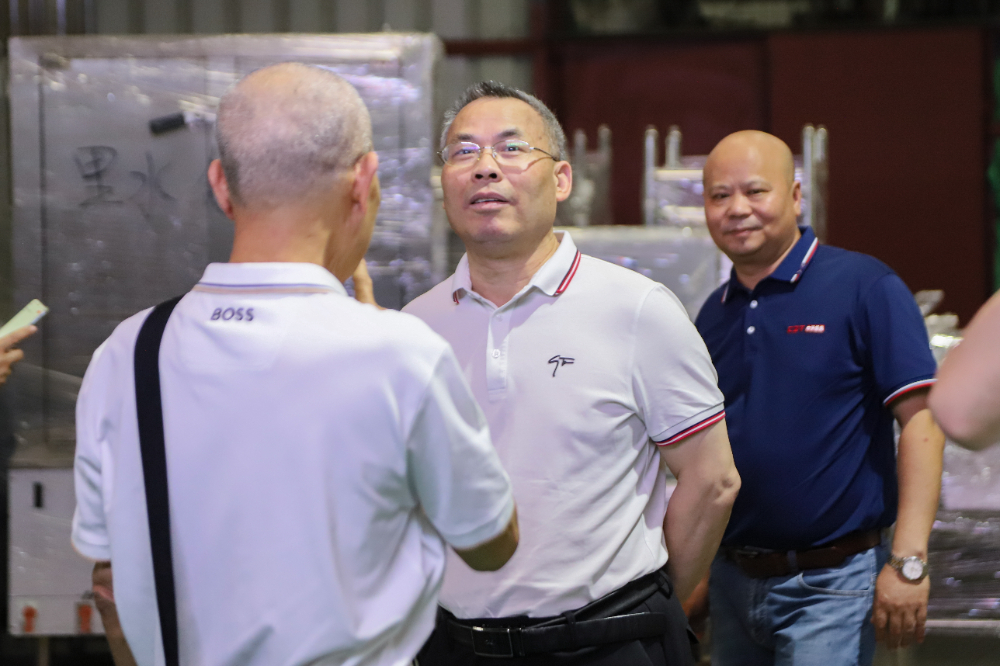 广东惠州商用厨具经销商如何选择国家3C认证商用炉具源头工厂？